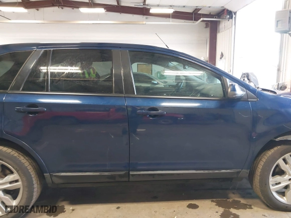 2012 Ford Edge SEL with VIN 2FMDK4JC8CBA82876, listed as a IAAI auction lot 41835389 with 114,954 mi miles. Bid and sale history available at carsss.com. Image 13.
