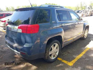 2011 GMC Terrain SLT-2 z VIN 2CTALWEC6B6331634, wystawiony jako IAAI lot #42295912 z przebiegiem 153 418 mil mil oraz . Historia ofert i sprzedaży dostępna na DreamBid. Obrazek 4.