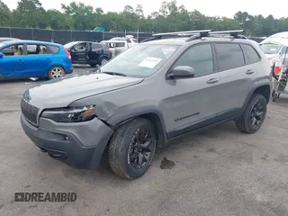 2019 Jeep Cherokee Latitude с VIN 1C4PJMCX3KD448868, выставлен на аукционе IAAI как лот 42372229 с пробегом 51 921 миль миль и . История ставок и продаж доступна на DreamBid. Изображение 17.