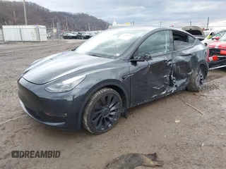 2024 Tesla Model Y Performance with VIN 7SAYGDEF7RF020203, listed as a IAAI auction lot 41639077 with 14,493 mi miles and . Bid and sale history available at DreamBid. Image 19.