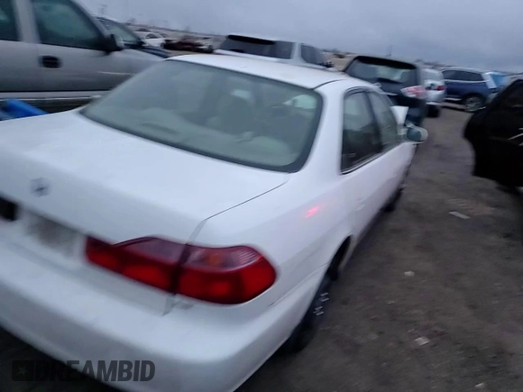 1999 Honda Accord LX с VIN JHMCG5540XC034223, выставлен на аукционе Copart как лот 83922254 с пробегом Не указан миль и Списание • Salvage title. История ставок и продаж доступна на DreamBid. Изображение 11.