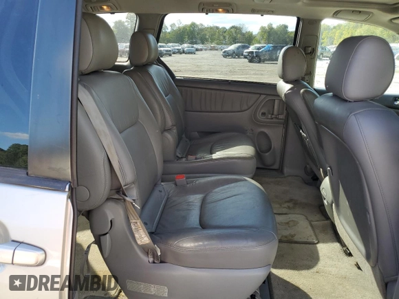2008 Toyota Sienna XLE with VIN 5TDZK22C18S183213, listed as a Copart auction lot 72261304 with 121,064 mi miles and Clean Title. Bid and sale history available at carsss.com. Image 11.