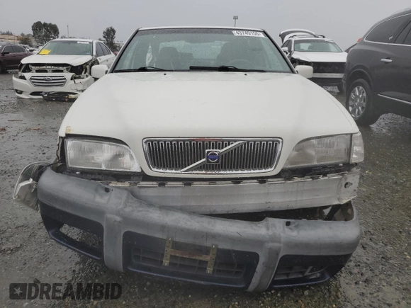 1999 Volvo S70 с VIN YV1LS55A2X2611694, выставлен на аукционе Copart как лот 43749155 с пробегом 185 184 миль миль и Списание • Salvage title. История ставок и продаж доступна на DreamBid. Изображение 5.