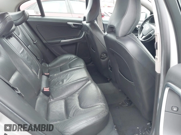 2012 Volvo S60 T5 with VIN YV1622FS8C2127445, listed as a IAAI auction lot 42408477 with 166,124 mi miles and . Bid and sale history available at DreamBid. Image 8.