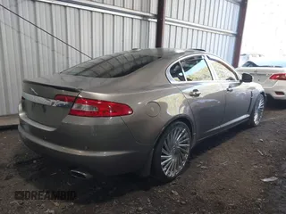 2010 Jaguar XF Premium Luxury with VIN SAJWA0GB4ALR51687, listed as a IAAI auction lot 41559866 with 162,997 mi miles. Bid and sale history available at carsss.com. Image 4.