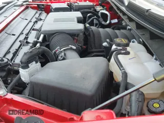 2024 Chevrolet Silverado 1500 Custom Trail Boss с VIN 3GCUDCED8RG298504, выставлен на аукционе IAAI как лот 42701688 с пробегом 5 740 миль миль и . История ставок и продаж доступна на DreamBid. Изображение 19.