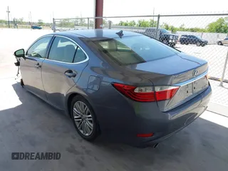 2013 Lexus ES 250 with VIN JTHBK1GG0D2051244, listed as a IAAI auction lot 42028587 with 59,522 mi miles and . Bid and sale history available at DreamBid. Image 3.