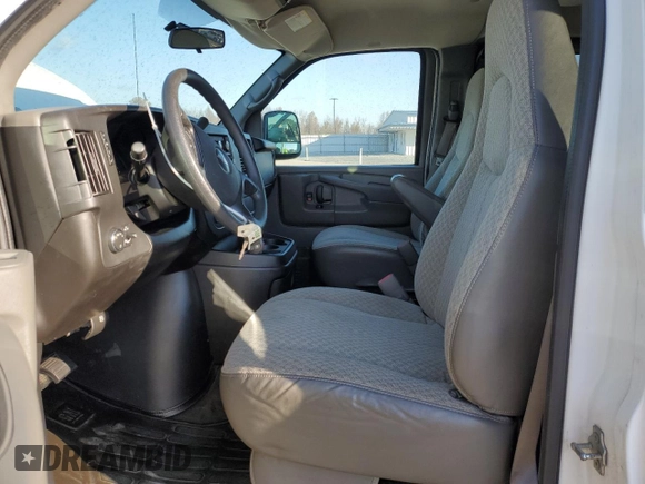 2008 Chevrolet Express Passenger with VIN 1GAHG39K581163150, listed as a Copart auction lot 83560444 with 103,807 mi miles and Salvage title. Bid and sale history available at DreamBid. Image 7.