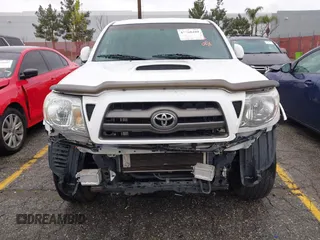 2009 Toyota Tacoma PreRunner with VIN 3TMJU62NX9M078106, listed as a IAAI auction lot 41768489 with 83,360 mi miles. Bid and sale history available at carsss.com. Image 6.