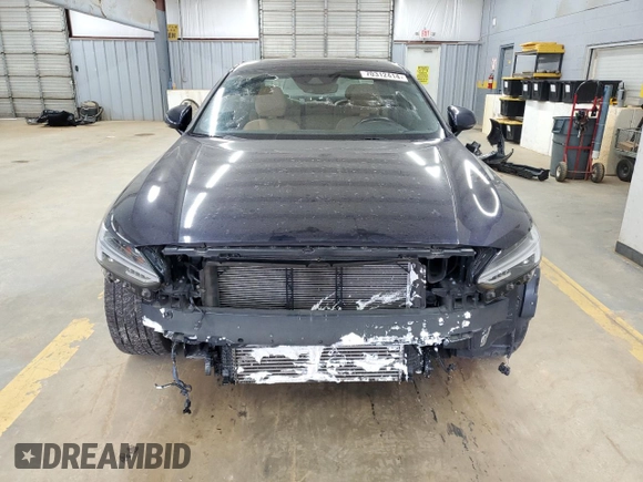 2017 Volvo S90 Momentum z VIN YV1102AK2H1008259, wystawiony jako Copart lot #70312414 z przebiegiem 90 625 mil mil oraz Szkody całkowita. Historia ofert i sprzedaży dostępna na DreamBid. Obrazek 5.