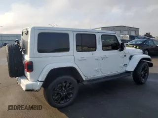 2020 Jeep Wrangler Unlimited Sahara with VIN 1C4HJXEM8LW325372, listed as a Copart auction lot 44350084 with 55,314 mi miles. Bid and sale history available at carsss.com. Image 3.