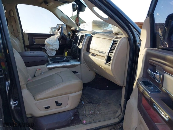 2018 Ram 2500 Laramie with VIN 3C6UR5FL4JG380373, listed as a IAAI auction lot 41634182 with 159,770 mi miles. Bid and sale history available at carsss.com. Image 5.