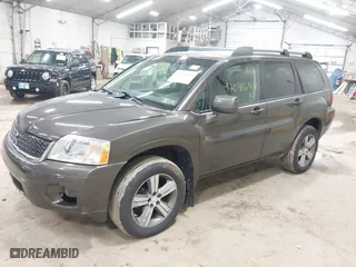 2010 Mitsubishi Endeavor SE with VIN 4A4JN3AS4AE011216, listed as a IAAI auction lot 42048644 with 176,664 mi miles. Bid and sale history available at carsss.com. Image 2.