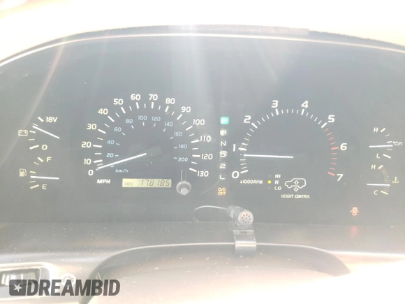 1998 Lexus LX 470 z VIN JT6HT00W3W0021133, wystawiony jako Copart lot #58240065 z przebiegiem 178 185 mil mil oraz Szkoda całkowita • Salvage title. Historia ofert i sprzedaży dostępna na DreamBid. Obrazek 9.