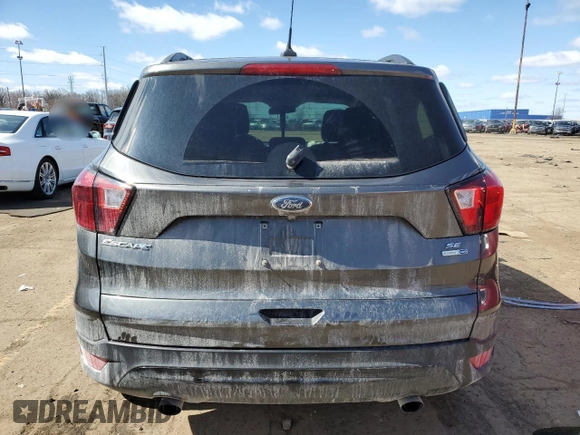 2019 Ford Escape SE with VIN 1FMCU9GD9KUA32693, listed as a Copart auction lot 50573005 with 98,383 mi miles and Clean Title. Bid and sale history available at carsss.com. Image 6.