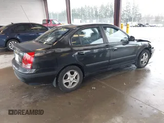 2005 Hyundai Elantra GLS z VIN KMHDN46D15U949573, wystawiony jako IAAI lot #41870209 z przebiegiem 175 819 mil mil oraz . Historia ofert i sprzedaży dostępna na DreamBid. Obrazek 4.