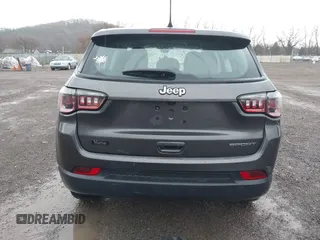 2020 Jeep Compass Sport z VIN 3C4NJCAB4LT253026, wystawiony jako IAAI lot #41897839 z przebiegiem 128 112 mil mil oraz . Historia ofert i sprzedaży dostępna na DreamBid. Obrazek 17.