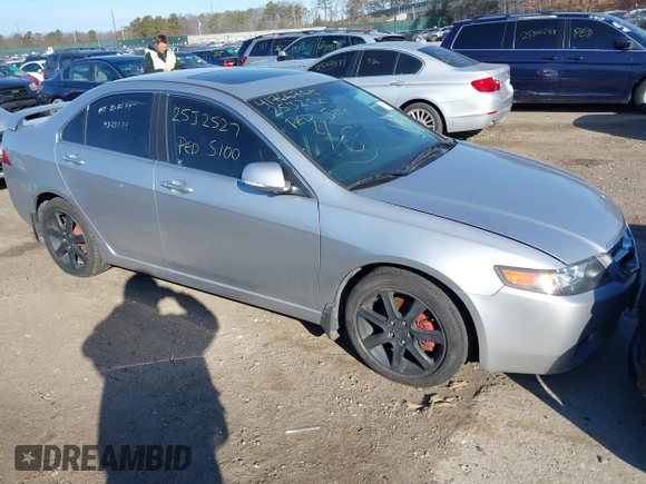 2004 Acura TSX w/Navigation with VIN JH4CL96954C035277, listed as a IAAI auction lot 41766775 with 999,999 mi miles. Bid and sale history available at carsss.com. Image 1.
