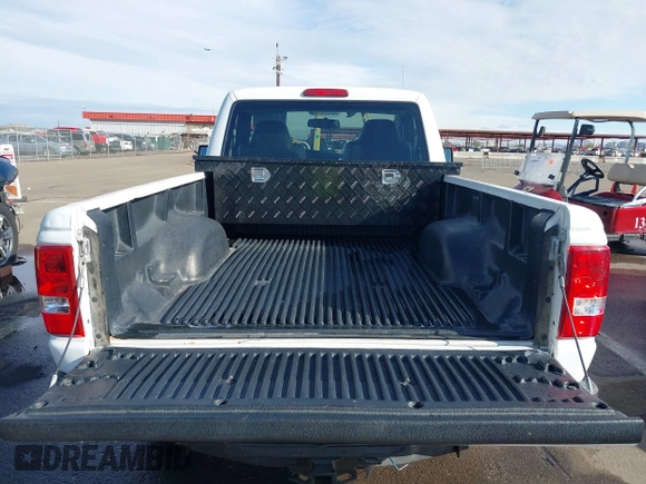2009 Ford Ranger XL z VIN 1FTYR10D89PA41482, wystawiony jako IAAI lot #41797290 z przebiegiem 110 071 mil mil oraz . Historia ofert i sprzedaży dostępna na DreamBid. Obrazek 8.
