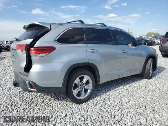 2018 Toyota Highlander Limited z VIN 5TDDZRFH1JS865387, wystawiony jako Copart lot #42059445 z przebiegiem Nie podano mil oraz Szkoda całkowita • Salvage title. Historia ofert i sprzedaży dostępna na DreamBid. Obrazek 3.