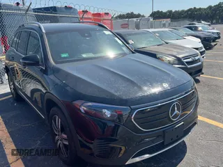 2023 Mercedes-Benz EQB 250+ z VIN W1N9M0CB5PN063593, wystawiony jako Copart lot #76360034 z przebiegiem 11 716 mil mil oraz Czysty tytuł • Clean title. Historia ofert i sprzedaży dostępna na DreamBid. Obrazek 1.