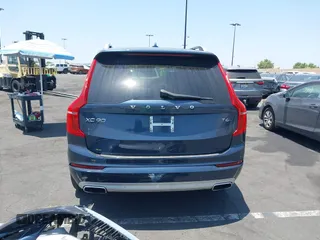 2019 Volvo XC90 Momentum с VIN YV4A22PKXK1441050, выставлен на аукционе IAAI как лот 42555612 с пробегом 67 864 миль миль и . История ставок и продаж доступна на DreamBid. Изображение 17.