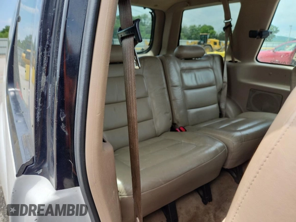 2002 Ford Explorer Sport Value с VIN 1FMYU60E22UB20203, выставлен на аукционе Copart как лот 61417875 с пробегом 204 093 миль миль и Списание • Salvage title. История ставок и продаж доступна на DreamBid. Изображение 11.