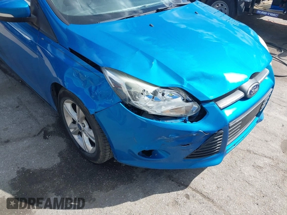 2014 Ford Focus SE with VIN 1FADP3F29EL160431, listed as a IAAI auction lot 42037212 with 112,607 mi miles. Bid and sale history available at carsss.com. Image 6.