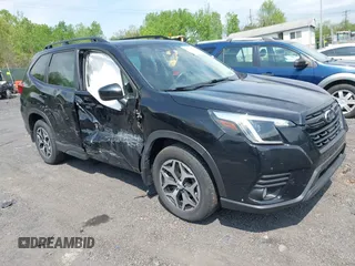 2023 Subaru Forester Premium z VIN JF2SKADC8PH413293, wystawiony jako IAAI lot #42220479 z przebiegiem 20 206 mil mil oraz . Historia ofert i sprzedaży dostępna na DreamBid. Obrazek 1.