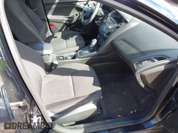 2016 Ford Focus SE with VIN 1FADP3F24GL248175, listed as a IAAI auction lot 41867019 with 135,471 mi miles. Bid and sale history available at carsss.com. Image 5.