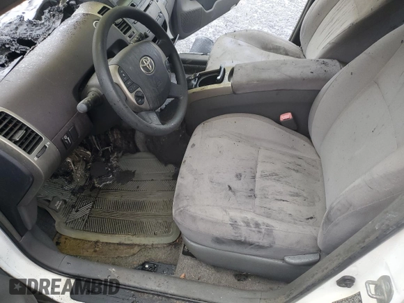 2004 Toyota Prius with VIN JTDKB22U040045296, listed as a Copart auction lot 52336425 with Not Provided miles and Non Repairable. Bid and sale history available at DreamBid. Image 7.