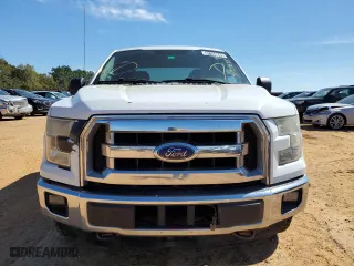 2015 Ford F-150 XLT w/HD Payload Pkg with VIN 1FTFW1EF0FFA40337, listed as a Copart auction lot 47104645 with 205,611 mi miles and Clean Title. Bid and sale history available at carsss.com. Image 5.