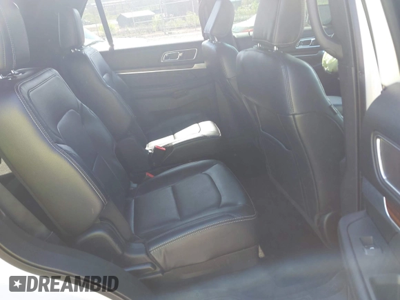 2018 Ford Explorer Limited with VIN 1FM5K8F85JGC25918, listed as a IAAI auction lot 42086339 with 88,411 mi miles and . Bid and sale history available at carsss.com. Image 8.