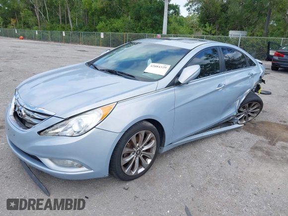 2012 Hyundai Sonata SE with VIN 5NPEC4AB9CH475853, listed as a IAAI auction lot 42084329 with 143,146 mi miles and . Bid and sale history available at carsss.com. Image 18.