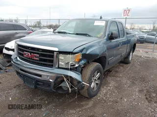 2009 GMC Sierra 1500 SLE with VIN 1GTEK29009Z214672, listed as a IAAI auction lot 41941003 with 165,546 mi miles. Bid and sale history available at carsss.com. Image 17.