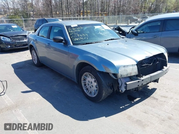 2006 Chrysler 300 with VIN 2C3KA43R06H218634, listed as a IAAI auction lot 41821366 with 150,313 mi miles. Bid and sale history available at carsss.com. Image 1.