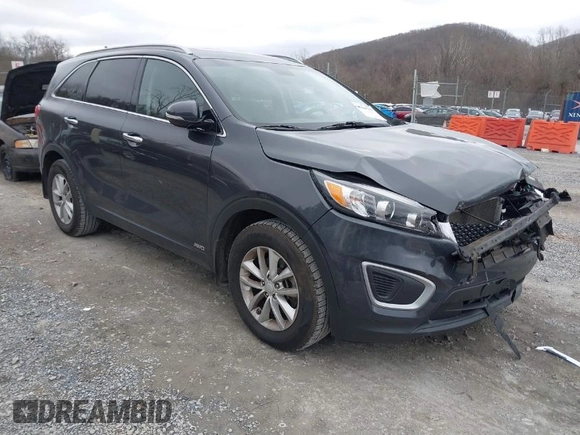 2017 Kia Sorento LX with VIN 5XYPGDA33HG333647, listed as a IAAI auction lot 41684357 with 93,841 mi miles. Bid and sale history available at carsss.com. Image 1.