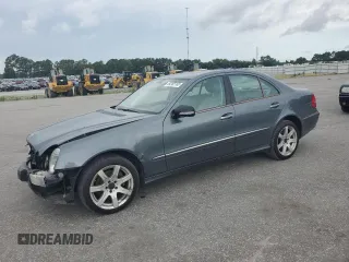 2008 Mercedes-Benz E 350 Luxury with VIN WDBUF87X98B198660, listed as a Copart auction lot 64165165 with 215,660 mi miles and Salvage title. Bid and sale history available at DreamBid. Image 1.