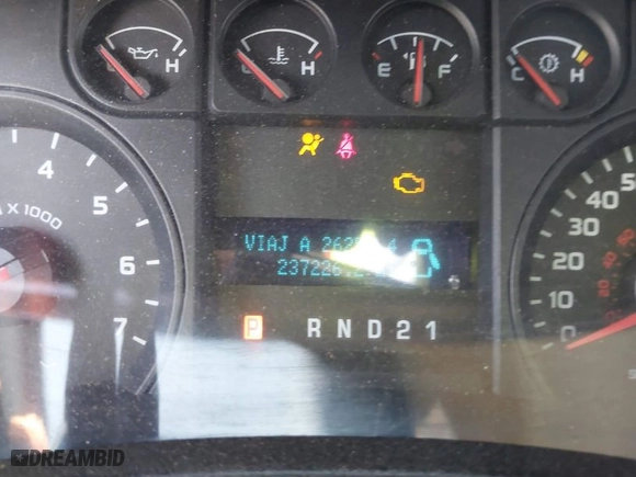 2010 Ford F-150 XL with VIN 1FTEX1CW7AFC11685, listed as a IAAI auction lot 41614150 with 237,226 mi miles. Bid and sale history available at carsss.com. Image 7.