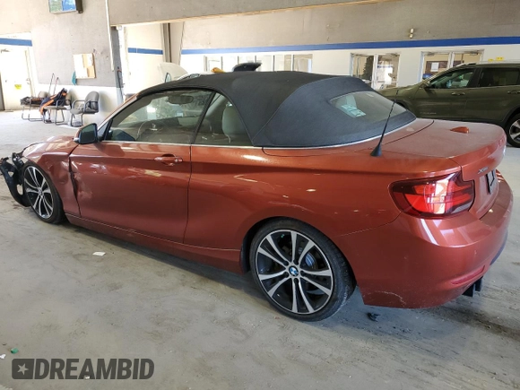 2020 BMW 2 Series 230i xDrive with VIN WBA2K1C09L7E19061, listed as a Copart auction lot 75654464 with 35,785 mi miles and Salvage Title. Bid and sale history available at carsss.com. Image 2.