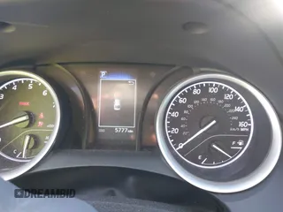 2023 Toyota Camry LE z VIN 4T1C11AK2PU125757, wystawiony jako IAAI lot #42128196 z przebiegiem 5 777 mil mil oraz . Historia ofert i sprzedaży dostępna na DreamBid. Obrazek 7.