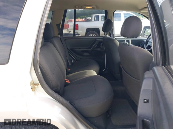 2004 Jeep Grand Cherokee Laredo z VIN 1J4GW48S94C372798, wystawiony jako IAAI lot #42812536 z przebiegiem 113 960 mil mil oraz . Historia ofert i sprzedaży dostępna na DreamBid. Obrazek 8.