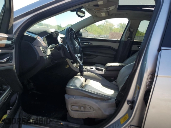 2013 Cadillac SRX Performance Collection with VIN 3GYFNDE31DS603053, listed as a Copart auction lot 57188725 with 234,360 mi miles and Salvage title. Bid and sale history available at DreamBid. Image 7.