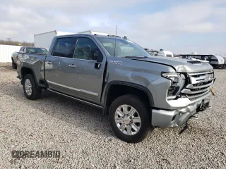 2024 Chevrolet Silverado 3500HD High Country with VIN 2GC4YVEY2R1127386, listed as a Copart auction lot 79103684 with 19,715 mi miles and Salvage Title. Bid and sale history available at carsss.com. Image 4.