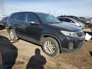 2015 Kia Sorento LX with VIN 5XYKT3A66FG625266, listed as a Copart auction lot 42513795 with 117,942 mi miles and Clean Title. Bid and sale history available at DreamBid. Image 4.