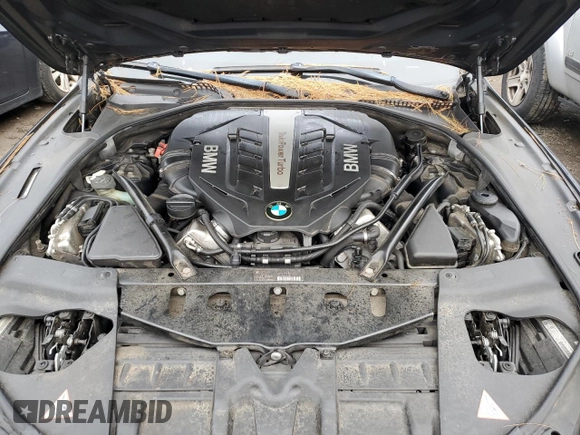 2013 BMW 6 Series 650i xDrive with VIN WBA6B4C56DD098143, listed as a Copart auction lot 85524864 with 136,812 mi miles and Clean Title. Bid and sale history available at carsss.com. Image 12.