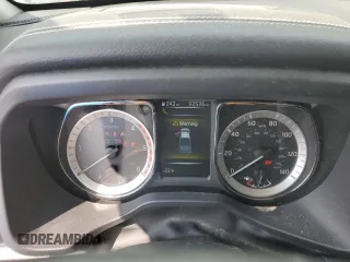 2018 Nissan Titan Platinum Reserve with VIN 1N6BA1F49JN521225, listed as a Copart auction lot 69831004 with 92,536 mi miles and Salvage title. Bid and sale history available at DreamBid. Image 9.