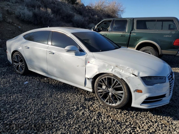2018 Audi A7 Premium Plus with VIN WAUW3AFC0JN058832, listed as a Copart auction lot 46871925 with 38,114 mi miles and Salvage Title. Bid and sale history available at carsss.com. Image 4.