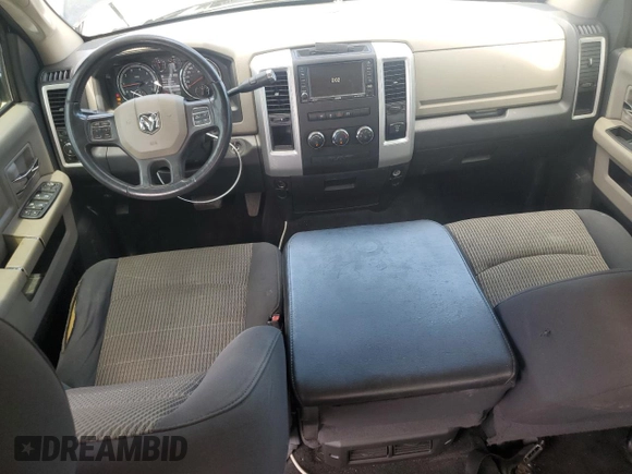 2012 Ram 1500 Big Horn z VIN 1C6RD6LT9CS118262, wystawiony jako Copart lot #62069075 z przebiegiem 246 003 mil mil oraz Szkoda całkowita • Salvage title. Historia ofert i sprzedaży dostępna na DreamBid. Obrazek 8.