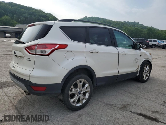 2016 Ford Escape SE z VIN 1FMCU9G97GUB45352, wystawiony jako Copart lot #60001055 z przebiegiem 93 685 mil mil oraz Szkoda całkowita • Salvage title. Historia ofert i sprzedaży dostępna na DreamBid. Obrazek 3.